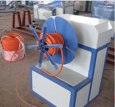 Machine en plastique d'Ectrusion de tuyau de PVC, ligne de tissu-renforcé d'extrusion de tuyau de PVC