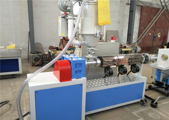 Machine en plastique d'extrusion de conduite d'eau du PE PPR, chaîne de production de tuyau d'eaux d'égout de HDPE