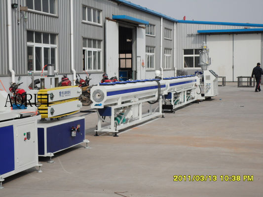 Chaîne de production en plastique de tuyau de conduit rigide de HDPE de LDPE pour Sweage