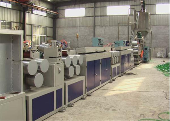 Un bon prix. Le PLC commandent attacher la machine de bande, machine en plastique d'extrudeuse de ceinture d'emballage d'ANIMAL FAMILIER pour la boîte à nourriture en ligne