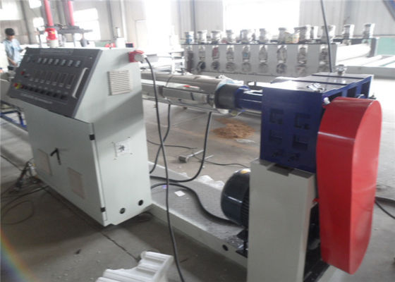 Un bon prix. Granules en plastique machine de film de rebut, réutilisant l'écurie de granulation de travail de machine en ligne