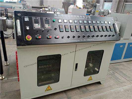 Un bon prix. ligne tuyau complètement automatique d'extrusion de double tuyau de PVC de 90mm de sortie faisant la machine en ligne