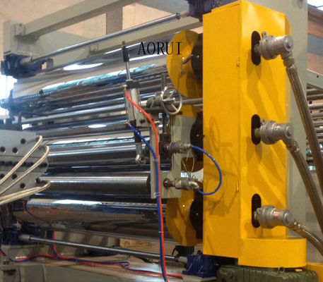 Un bon prix. Chaîne de production en plastique de feuille de paquet de nourriture coextrusion multicouche en ligne
