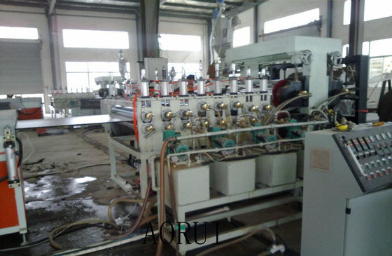 Un bon prix. Profession 380V 1220mm de machine de panneau de mousse de PVC de salle de lavage en ligne