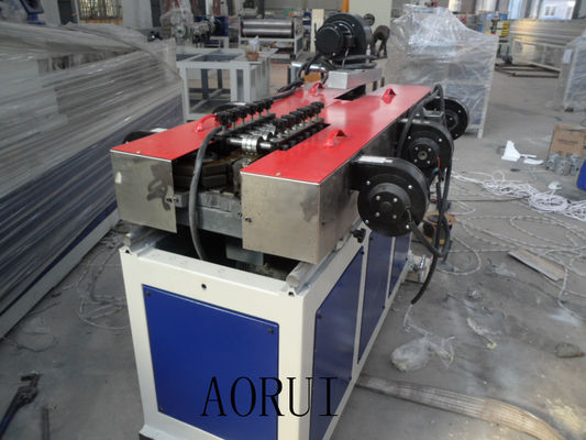 Un bon prix. Ligne en plastique d'extrusion de tuyau ondulé en ligne