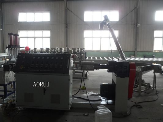 Un bon prix. vis de 130mm pelletisant la machine en plastique 132kw de granules en ligne