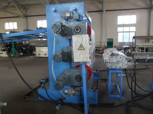 Un bon prix. Chaîne de production en plastique architecturale de feuille de PVC machine d'extrusion de vis de double en ligne