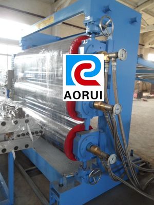 Un bon prix. Pp/PE établissant la ligne en plastique d'extrusion de conseil de grille creuse, le PE/pp creusent le conseil de grille en ligne