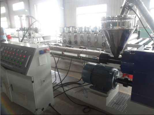 Un bon prix. 200kg/H a réutilisé les granules en plastique faisant à machine le granulatoire automatique de Masterbatch en ligne
