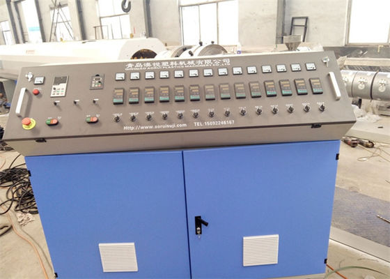 Un bon prix. PLC de Siemens ligne en plastique conduite d'eau en plastique Manchinery d'extrusion commandant de PPR/PE/PERT tuyau en ligne
