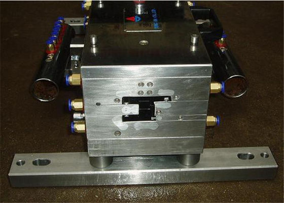 Un bon prix. Ligne complètement automatique d'extrusion de profil en bois et de plastique pour la fabrication de profil de PE de PVC pp en ligne