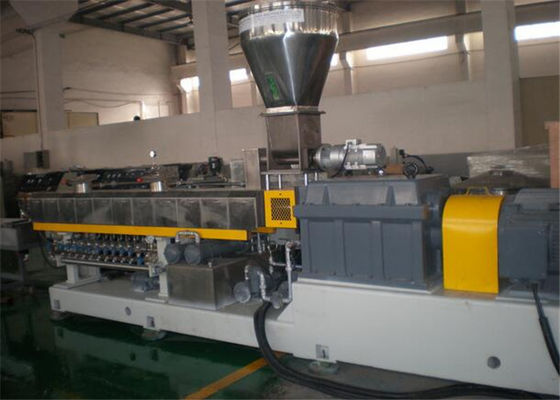 Un bon prix. Machine en plastique de granules de vis simple pour granuler, usine de réutilisation de bouteille d'ANIMAL FAMILIER en ligne