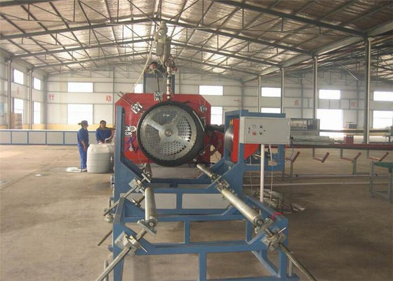 Un bon prix. L'acier de diamètre d'extra large a renforcé la chaîne de production de tuyau de Sprial/tuyau en plastique de Sprial faisant la machine en ligne