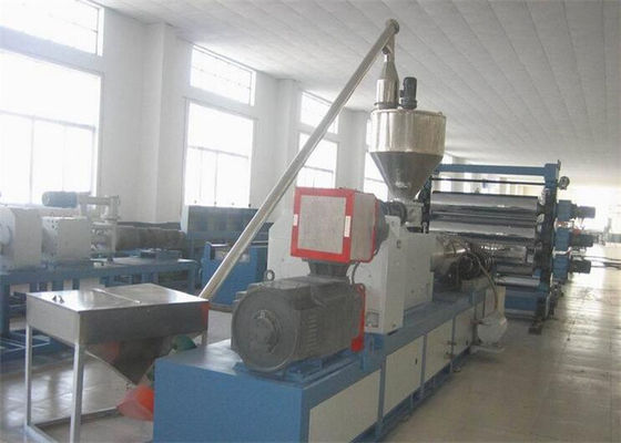 Un bon prix. Chaîne de production en plastique de feuille machine en plastique d'extrudeuse de PE de pp pour faire la feuille creuse en ligne