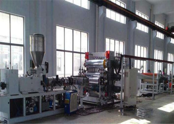 Un bon prix. Ligne en plastique d'extrusion de feuille de grille creuse, double vis pp/machines d'extrusion feuille de PE en ligne