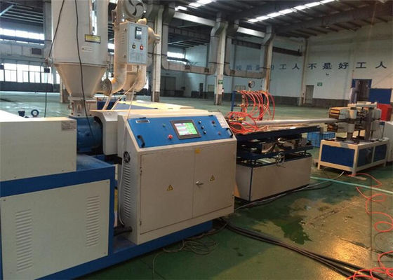 Un bon prix. Ligne en plastique ondulée CE ISO9001 d'extrusion de tuyau de PE de haute performance en ligne