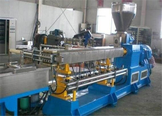 Un bon prix. Ligne en plastique d'extrusion de machine/tuyau de production d'extrusion de tuyau de PVC de PE de pp en ligne