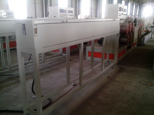 ANIMAL FAMILIER automatique pp attachant la boudineuse à vis simple de machine de bande