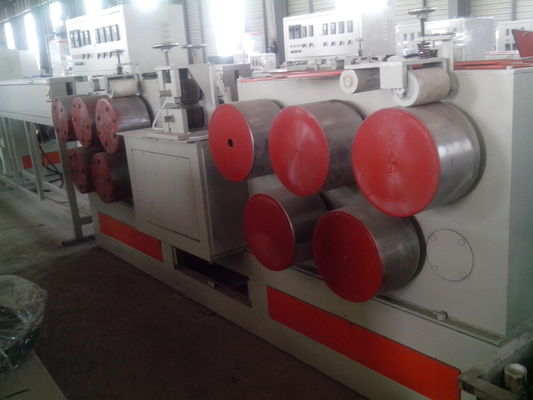 Un bon prix. Courroie industrielle de l'ANIMAL FAMILIER pp de la CE faisant la machine 0,5 - 2mm épaisseur en ligne