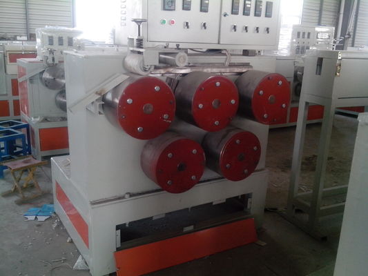 Un bon prix. Pp CHOIENT attacher la chaîne de production de ceinture machine d'extrudeuse de ceinture de courroie d'ANIMAL FAMILIER en ligne