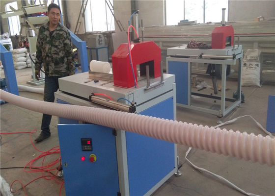 Un bon prix. Ligne d'extrusion de tuyau de PE de fibre de carbone, carbone Sprial renforçant la boudineuse à vis simple de tuyau en ligne