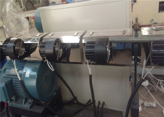 Un bon prix. Ligne en plastique ForP, chaîne d'extrusion de tuyau de production renforcée par spirale de tuyau de carbone de PE pour le tuyau en ligne