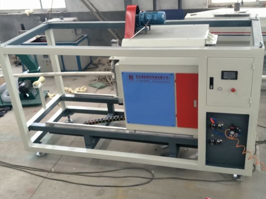 Un bon prix. Ligne en plastique complètement automatique d'extrusion, chaîne de production de tuyau de PVC avec le certificat de la CE en ligne