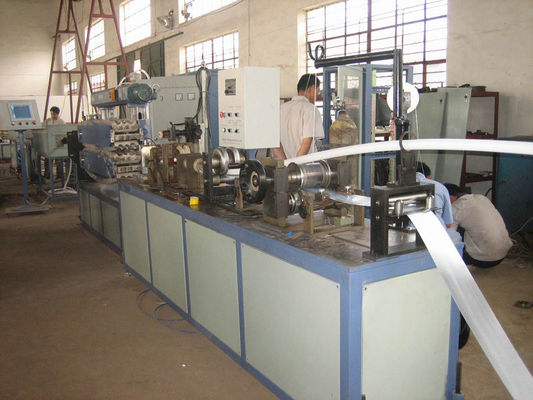 Un bon prix. Machine en plastique 100KW d'extrusion de vis simple pour le tuyau de HDPE de PE en ligne