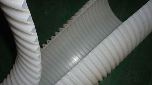 Un bon prix. Ligne en plastique seule longue durée d'extrusion de tuyau de LDPE de HDPE de PE de la vis 380V 50HZ en ligne