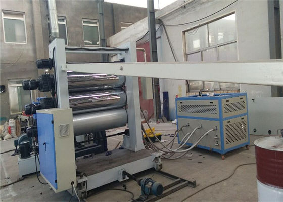 Un bon prix. Nouveau processus d'extrusion de panneau de mousse de croûte de la machine de panneau de mousse de PVC WPC de condition/PVC WPC en ligne