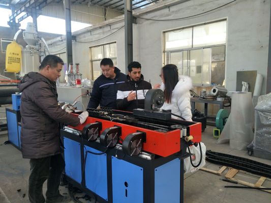 La machine ondulée à mur unique 380V de tuyau de PE a ridé la chaîne de production de tuyau
