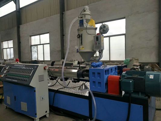 Un bon prix. Ligne en plastique d'extrusion de tuyau de PPR, conduite d'eau simple de boudineuse à vis de PE faisant la machine en ligne