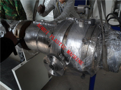 Un bon prix. Ligne en plastique UL CSA d'extrusion de tuyau d'approvisionnement en eau de PVC de la CE de la machine 380V en ligne