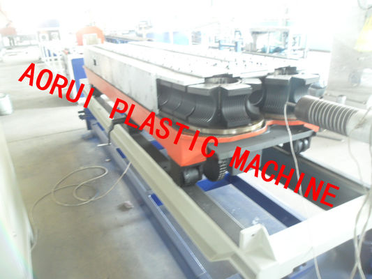 Un bon prix. Le double mur a ridé la ligne en plastique d'extrusion de tuyau, machine d'expulsion de pp/PE en ligne
