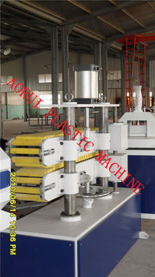 Un bon prix. Ligne en plastique en aluminium 380v 50HZ d'extrusion de tuyau de PPR UL CSA de la CE de 3 phases en ligne