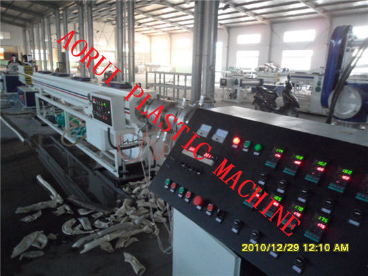 Un bon prix. Ligne en plastique d'extrusion de tuyau de drainage et de gaz, machine d'extrudeuse de PE de pp en ligne
