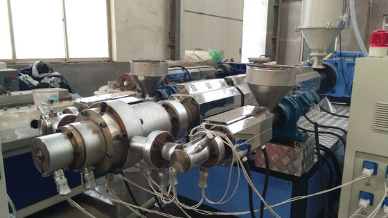 Un bon prix. Boudineuse à vis simple de tuyau de PLC LLDPE réutilisant la pelletisation en ligne
