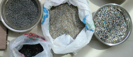 Un bon prix. Machine chaude de granule de coupe de PVC, extrudeuse de plastique de granule de vis de double de PVC en ligne
