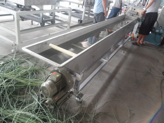 Un bon prix. Extrudeuse réutilisée de granule de la coupe froide d'anneau de l'eau, extrudeuse de granule de flocons en ligne