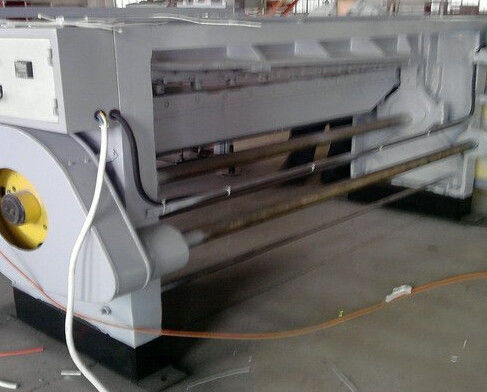 Un bon prix. Machine en plastique d'extrudeuse de feuille de tasses de HANCHES multicouche pour l'extrudeuse de construction en ligne