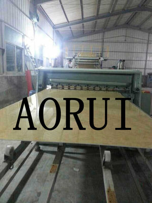 Un bon prix. Ligne de marbre d'extrusion de profil de WPC, extrudeuse de profil de PVC de décoration en ligne