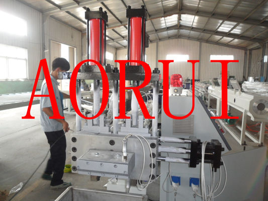 Un bon prix. Machine en plastique réutilisée d'extrudeuse de vis jumelle pour des flocons de bouteille en ligne